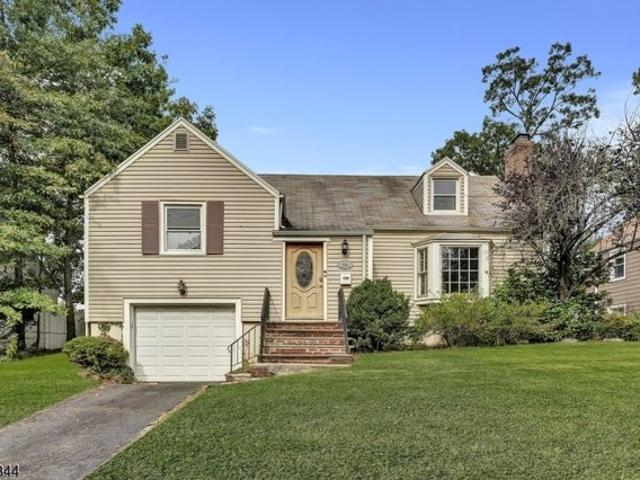 House for sale in Fanwood, New Jersey