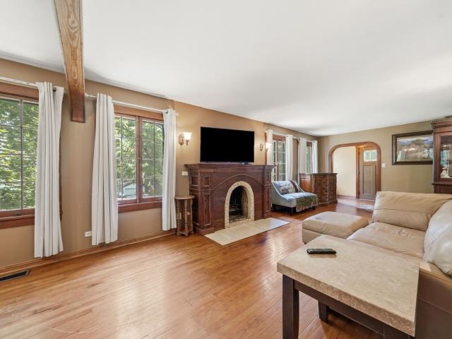 House for sale in South Elgin, Illinois