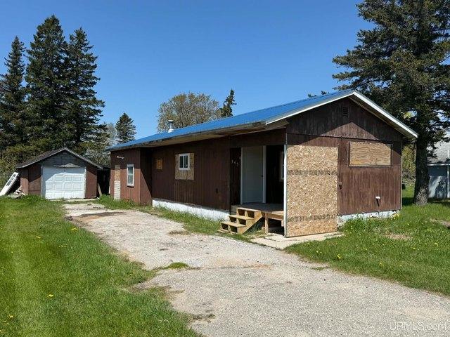 House for sale in Manistique, Michigan