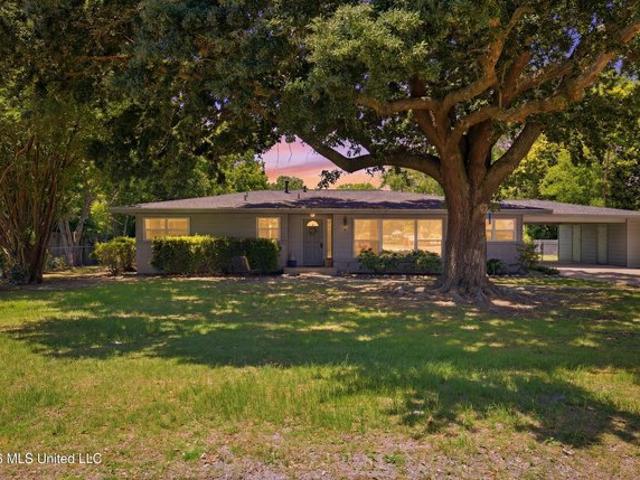 House for sale in Biloxi, Mississippi