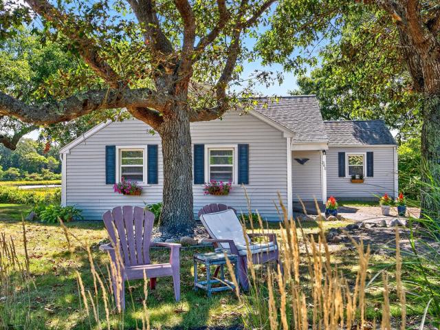 House for sale in East Falmouth, Massachusetts