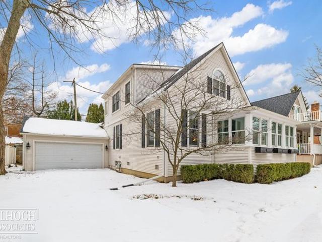 House for sale in Grosse Pointe, Michigan