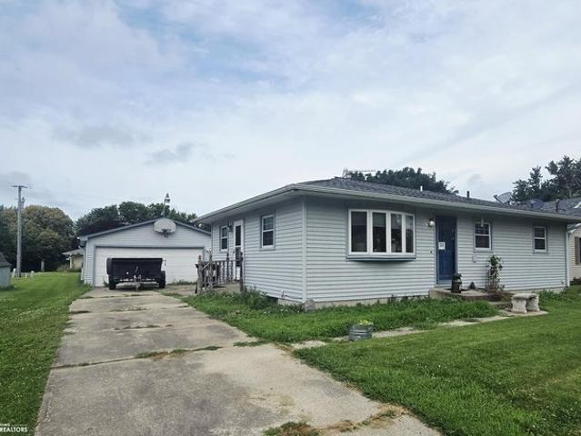 House for sale in Mahaska, Iowa