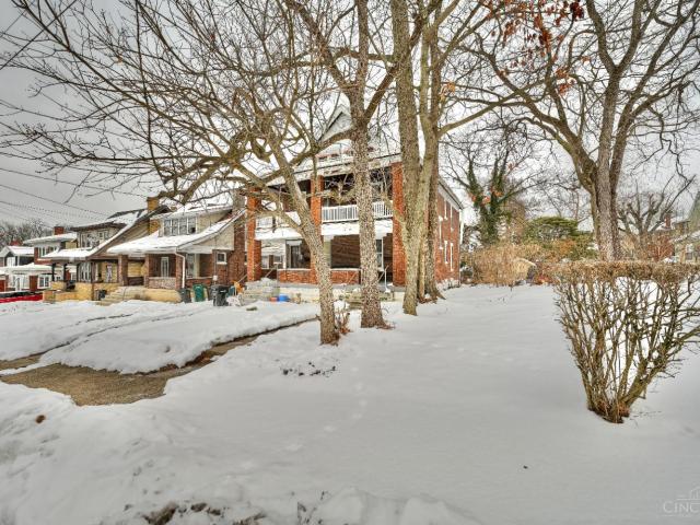 House for sale in Evanston, Roselawn