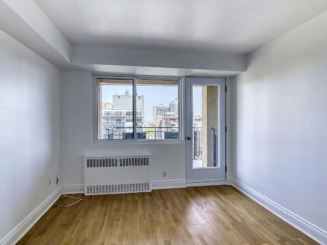 Apartment for rent in St. Leonard's, Quebec