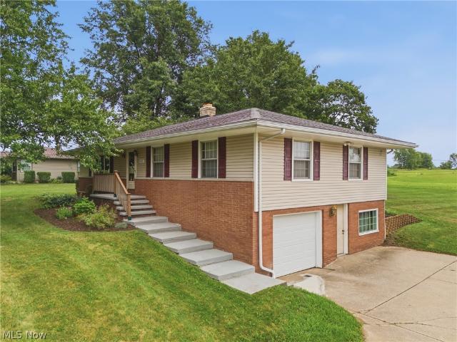 House for sale in Louisville, Ohio