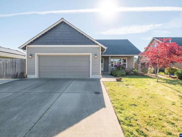 House for sale in Oregonia