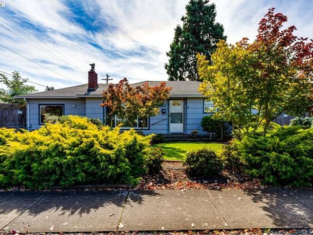 House for sale in Bethel, Eugene