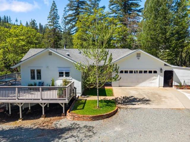 House for sale in Weaverville, California