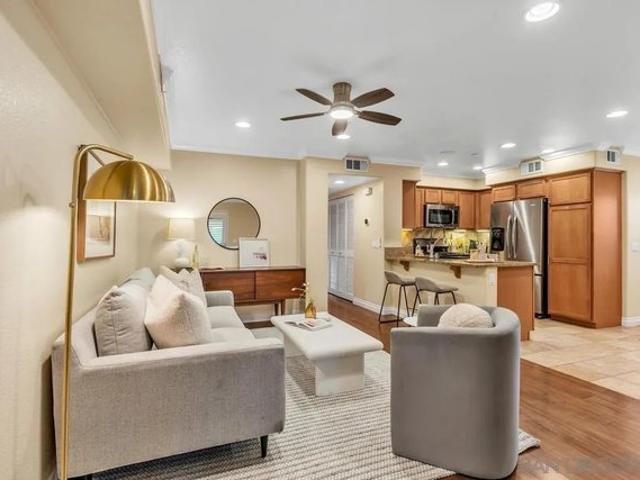 Townhouse for sale in San Diego, San Diego County