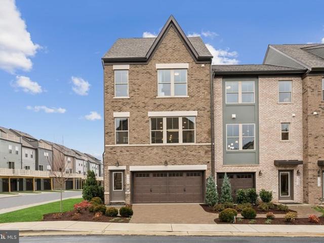 Townhouse for sale in Bowie, Maryland