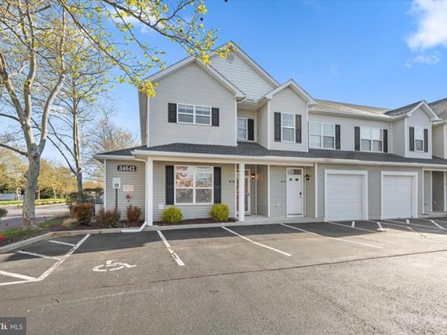 Condo for sale in Delaware
