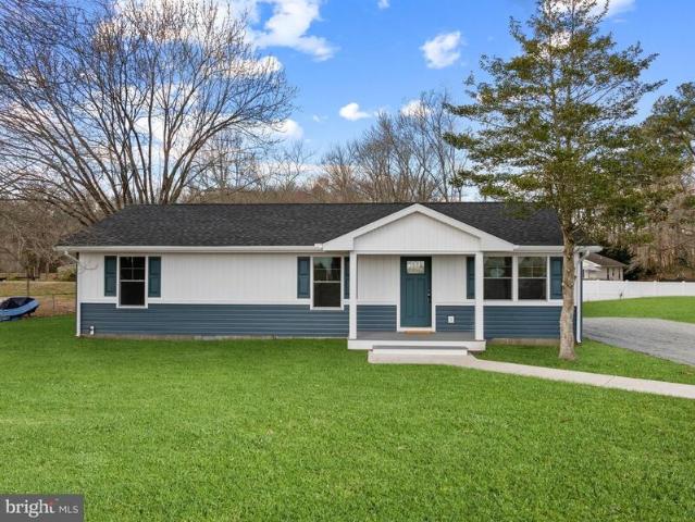 House for sale in Frankford