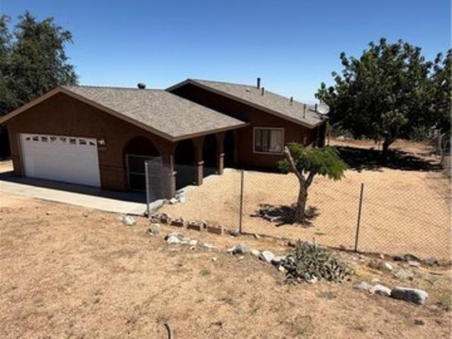 House for sale in Pinon Hills, California