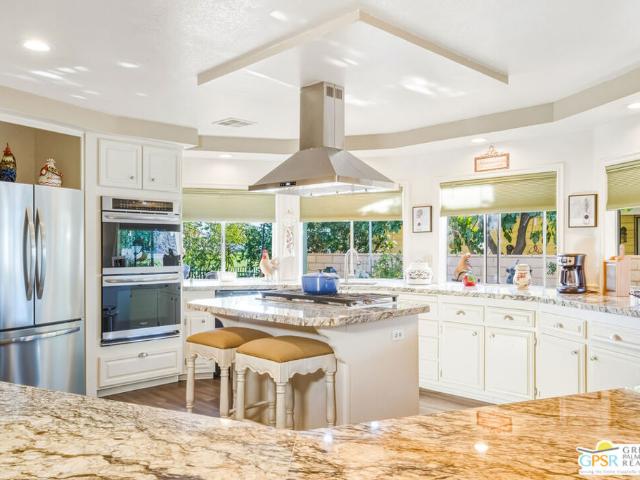 House for sale in Thousand Palms, California