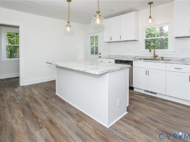 House for sale in Barrows Store, Blackstone