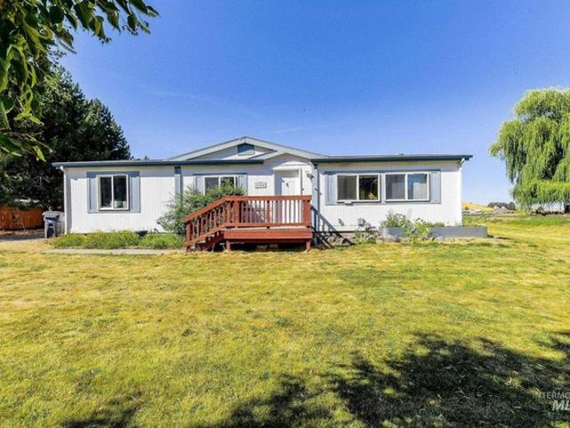 House for sale in Genesee, Idaho