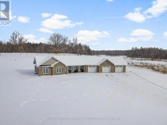 House for sale in Renfrew, Ontario