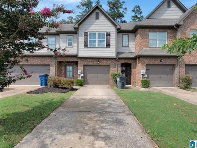 Townhouse for sale in Gardendale, Alabama