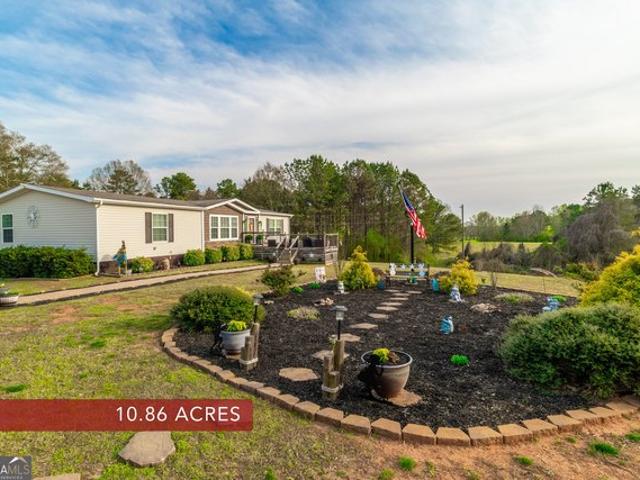 House for sale in Roopville, Georgia