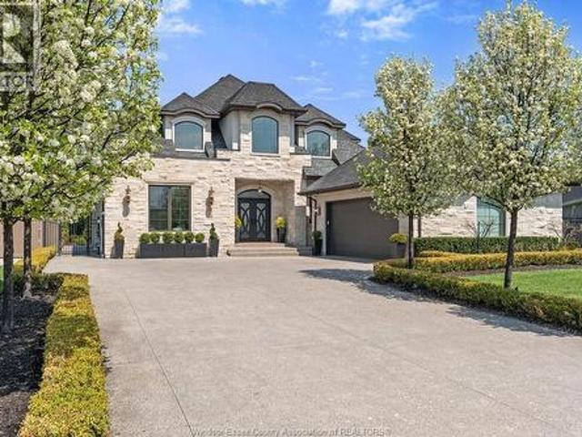 House for sale in Lakeshore, Ontario