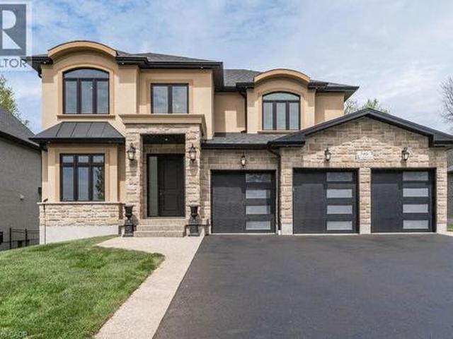 House for sale in Waterloo, Ontario