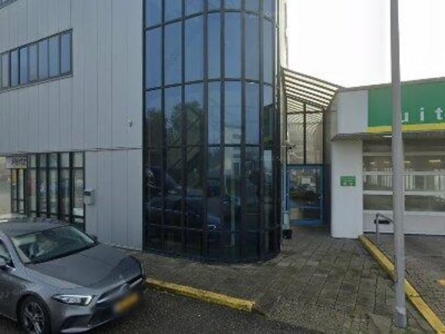 Bedrijfspand te huur in Beukenhorst-Oost, Hoofddorp