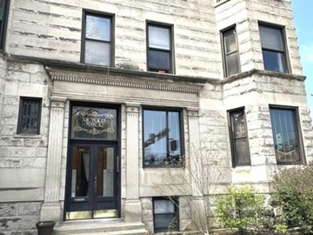Condo for sale in Oak Park, Illinois
