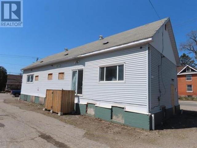 Commercial for rent in Sault Sainte Marie, Ontario