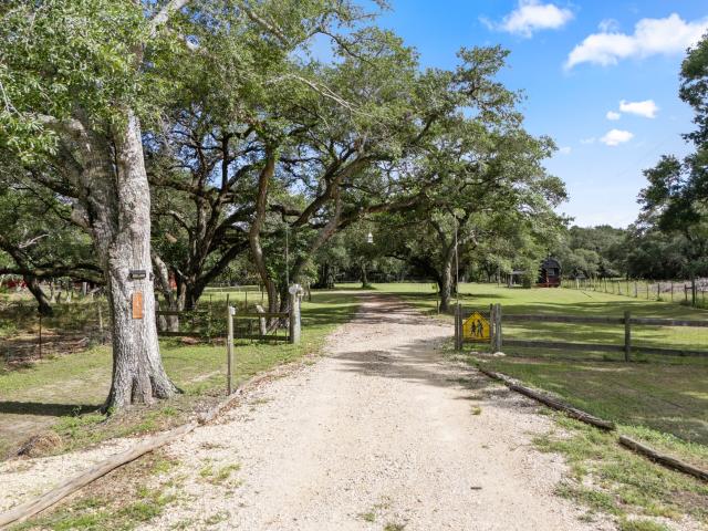Farm for sale in Blessing, Texas