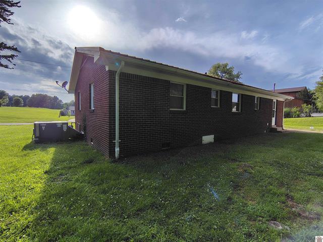 House for sale in Wingo, Kentucky