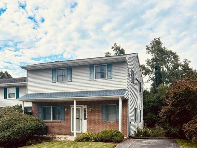 Townhouse for sale in Birdsboro, Pennsylvania