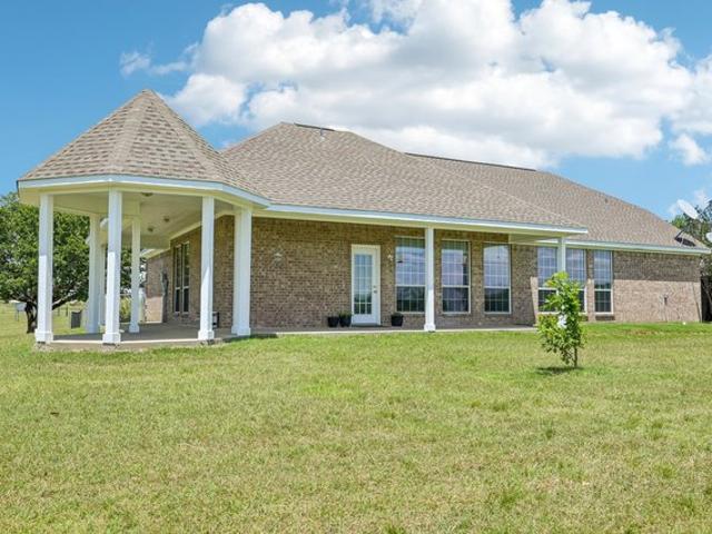 House for sale in Navarro, Texas
