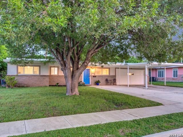House for sale in Leesville, Texas