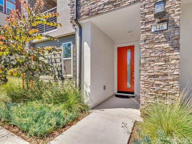 Townhouse for sale in Orange County Great Park, Irvine
