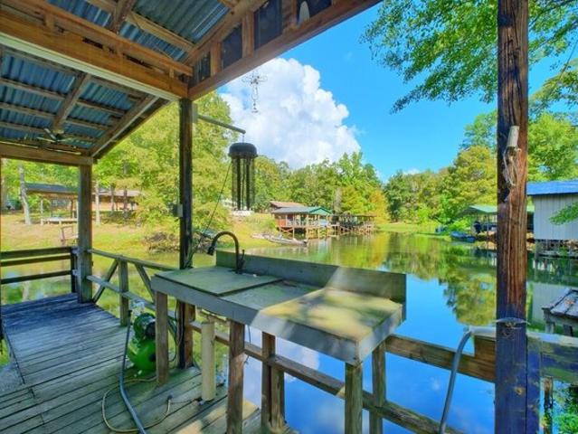 House for sale in Sabine, Texas