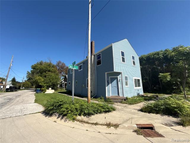 House for sale in Carrollton, Michigan