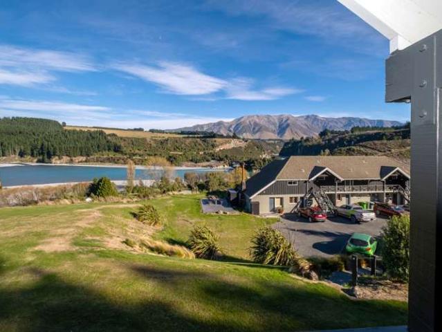 Apartment for sale in Windwhistle, Canterbury