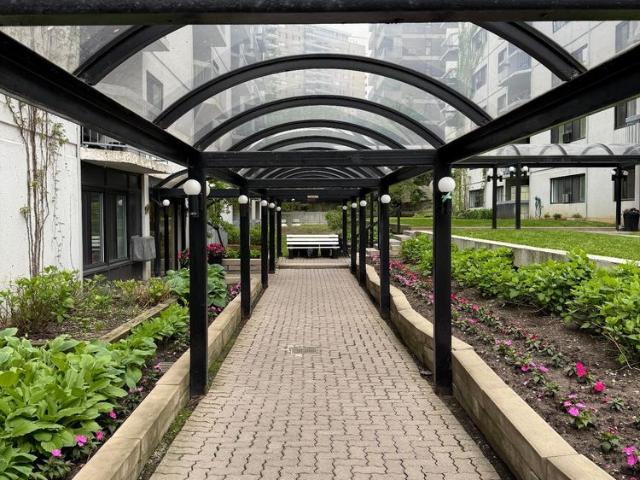 Apartment for rent in St. Leonard's, Quebec