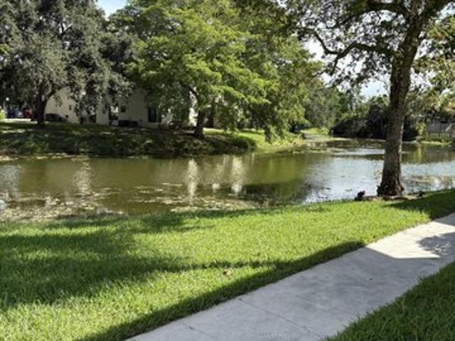 Condo for sale in Coconut Creek, Florida