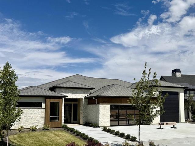 House for sale in Eagle, Idaho