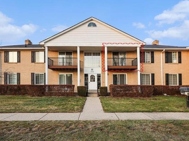 Townhouse for sale in Sterling Heights, Michigan