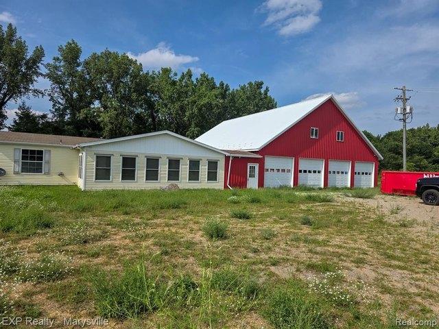 House for sale in Tuscola, Michigan