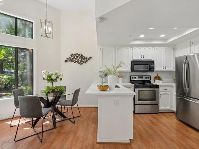 Condo for sale in Pleasanton, California