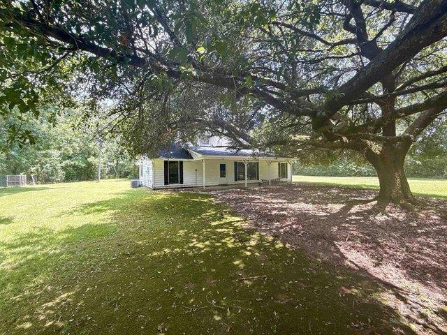 House for sale in Stapleton, Alabama