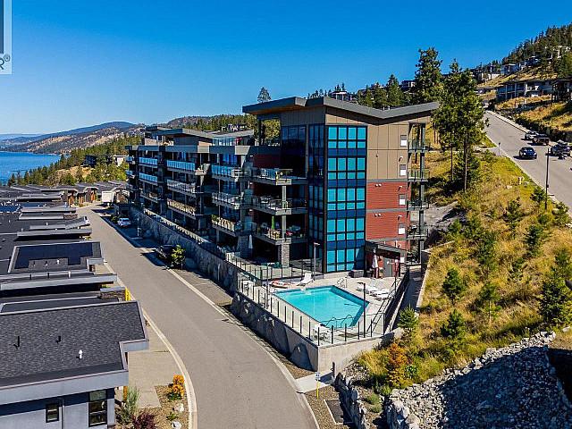 Condo for sale in Winfield, British Columbia