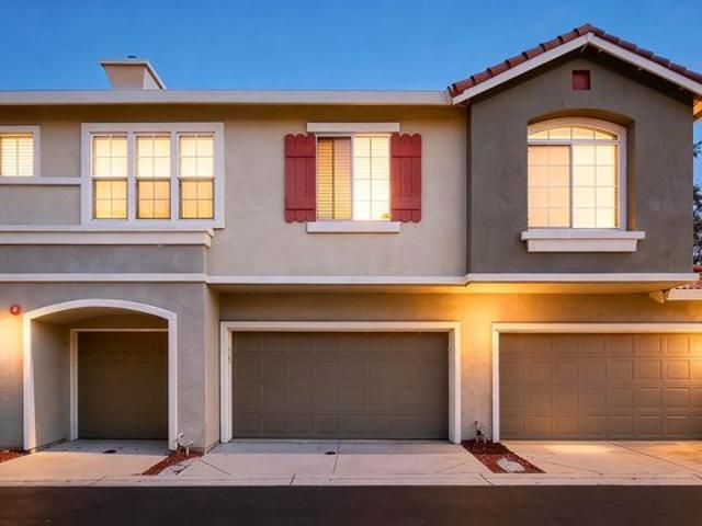 Townhouse for sale in Union City, California