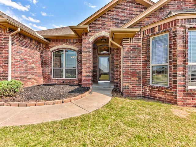 House for sale in Piedmont, Oklahoma