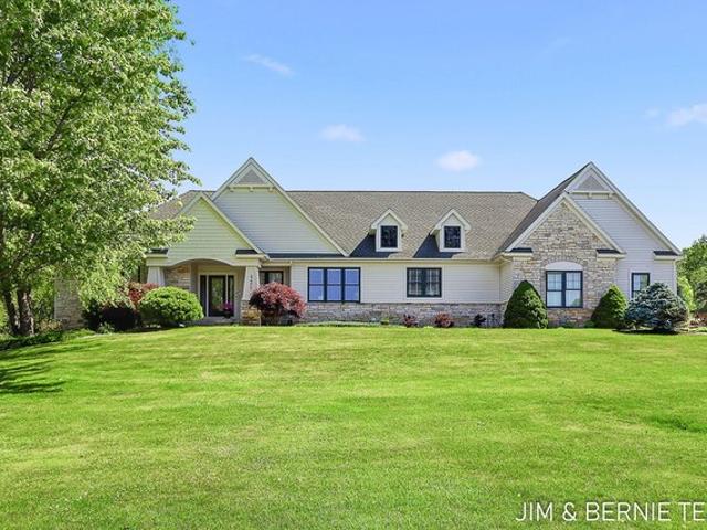 House for sale in Saugatuck, Michigan