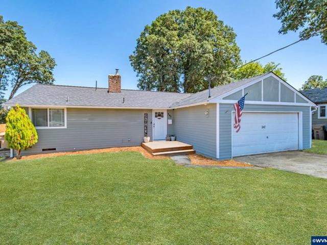 House for sale in Oregonia